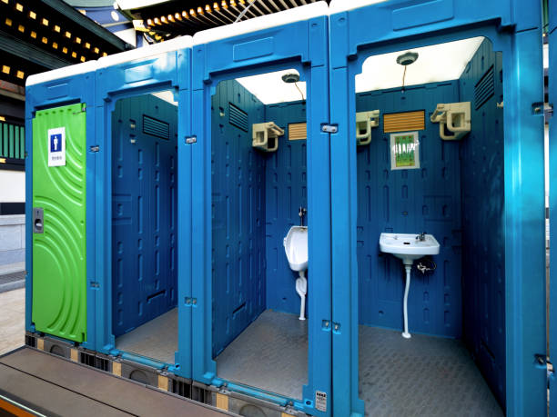 Best Porta potty delivery and setup  in Highland Park, IL